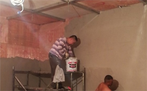 DR室防輻射工程硫酸鋇施工現(xiàn)場 DR室防輻射工程硫酸鋇施工現(xiàn)場