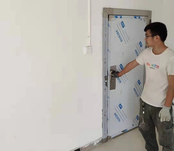 光銘防輻射防輻射鉛門安裝中 光銘防輻射防輻射鉛門安裝中